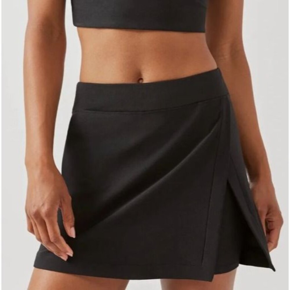 Outdoor Voices Black Active Skort